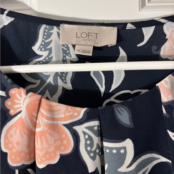 LOFT Dark Blue Floral Sleeveless Blouse - Picture 2 of 3